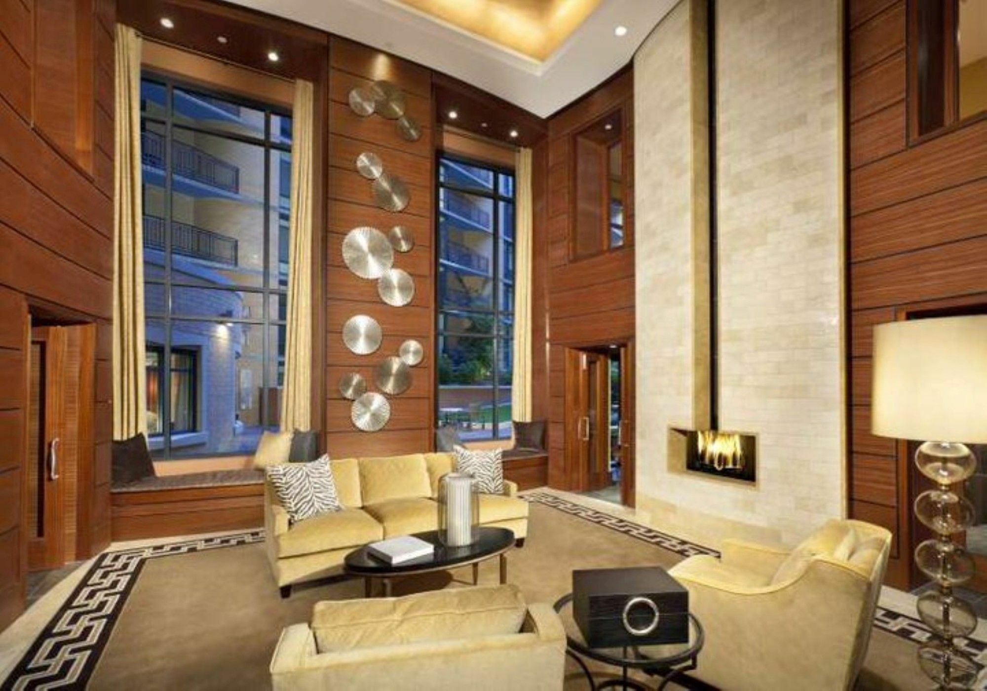 Global Luxury Suites At The Convention Center Washington Exterior photo