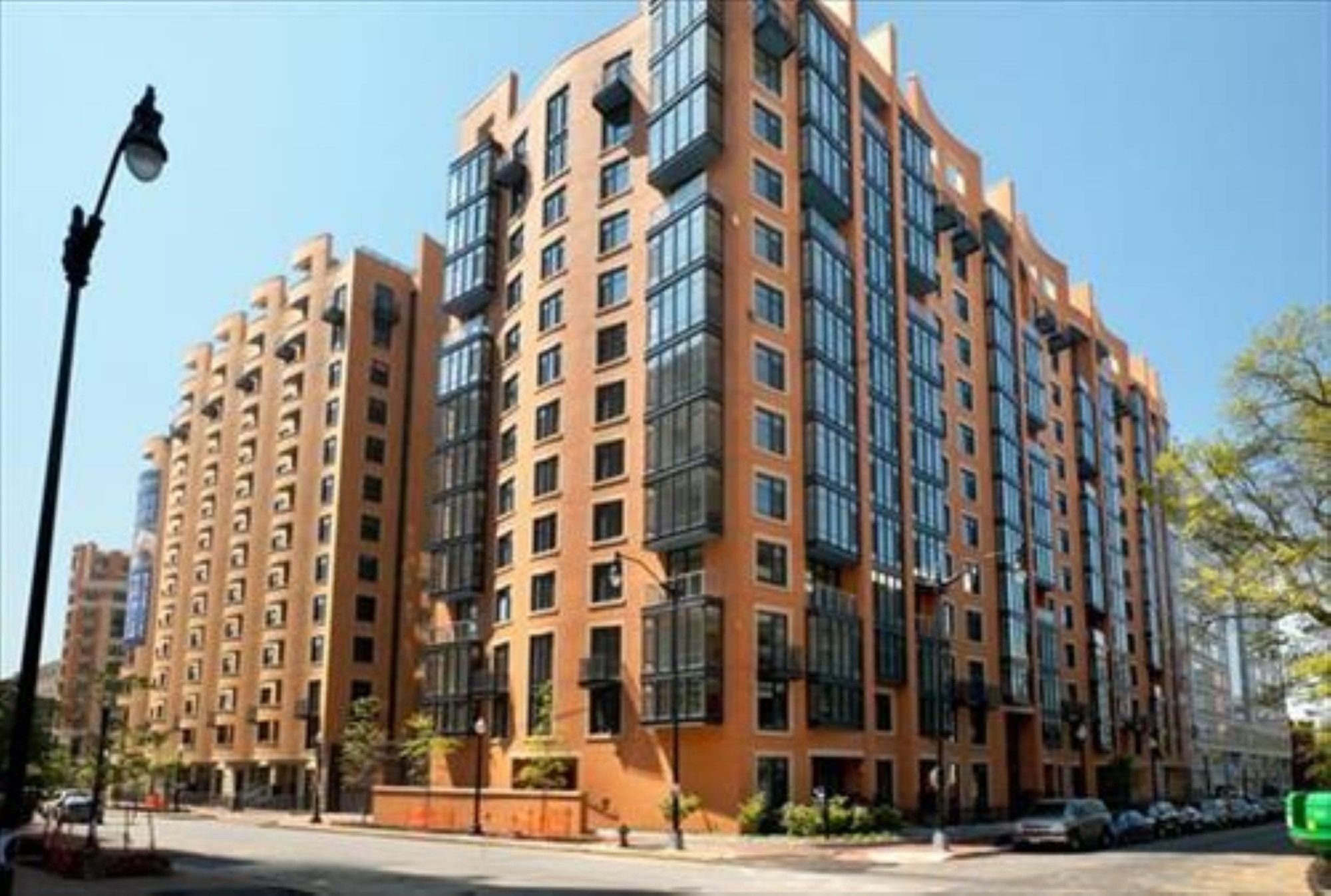 Global Luxury Suites At The Convention Center Washington Exterior photo